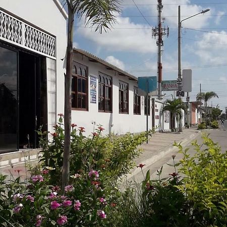 Hotel Manhattan Salinas Salinas  Exterior photo